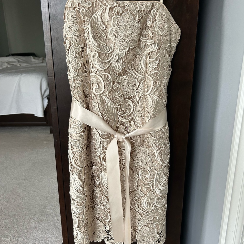 Elegant Lace Strap optional dress in gold
